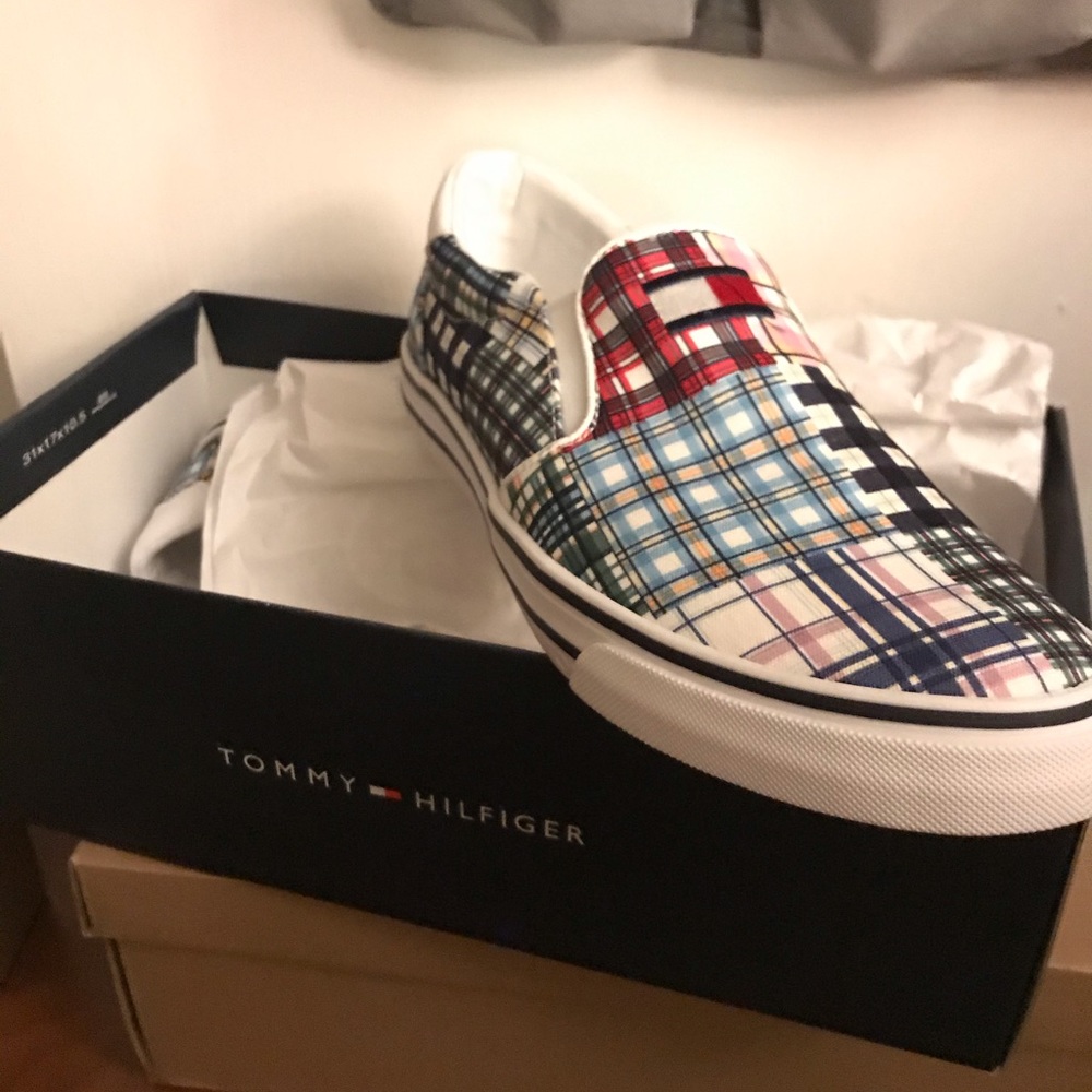 🧡 NEVER WORN TOMMY SHOES🧡